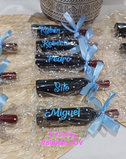 Sacacorchos forma botella negro personalizado