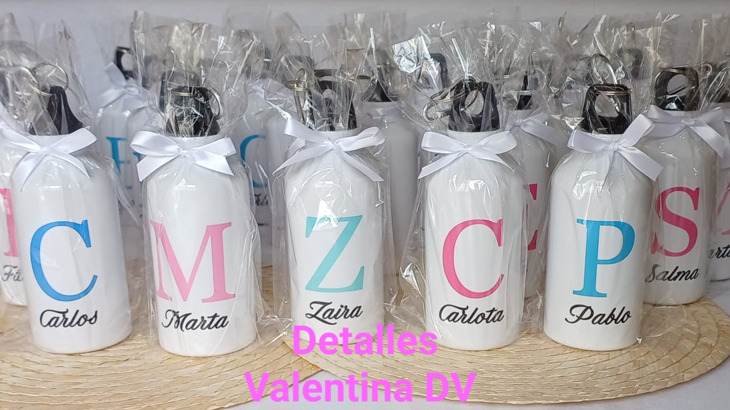 Bidón con inicial y nombre