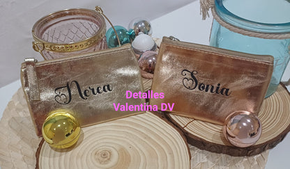 Pack monedero metalizado y bálsamo labial esfera