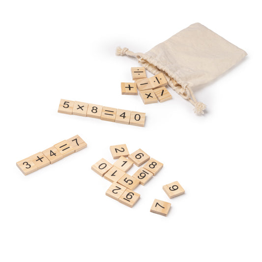 Juego de matemáticas personalizado